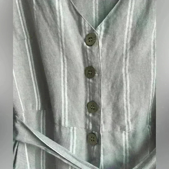 MANGO Striped Linen Jumpsuit Gray White Belted Romper Pockets Sleeveless Size M - Picture 8 of 9